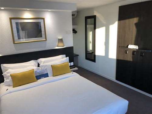 Hôtel Kyriad Lisieux